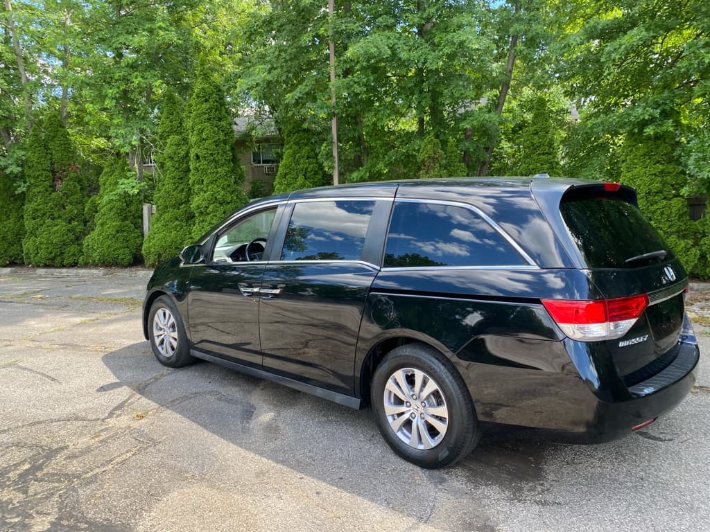 2017 Honda Odyssey EX-L - Image 3