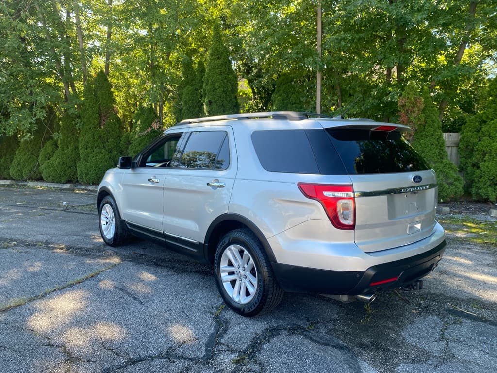2013 Ford Explorer XLT - Image 3