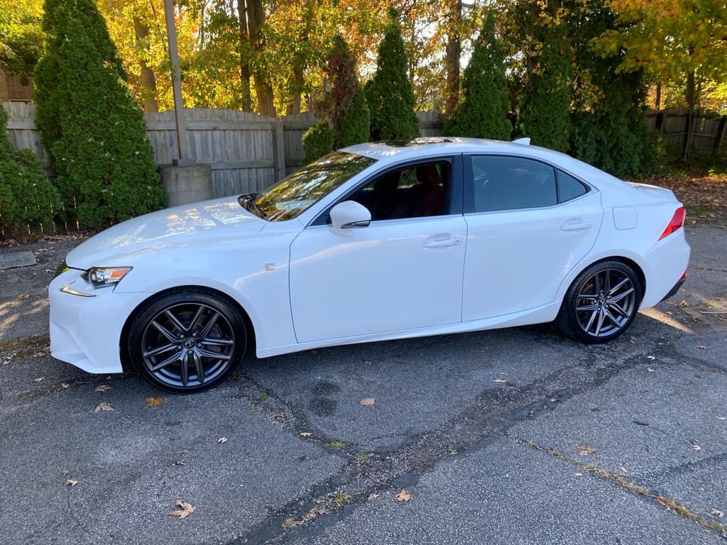 2015 Lexus IS 350 350 - Image 2