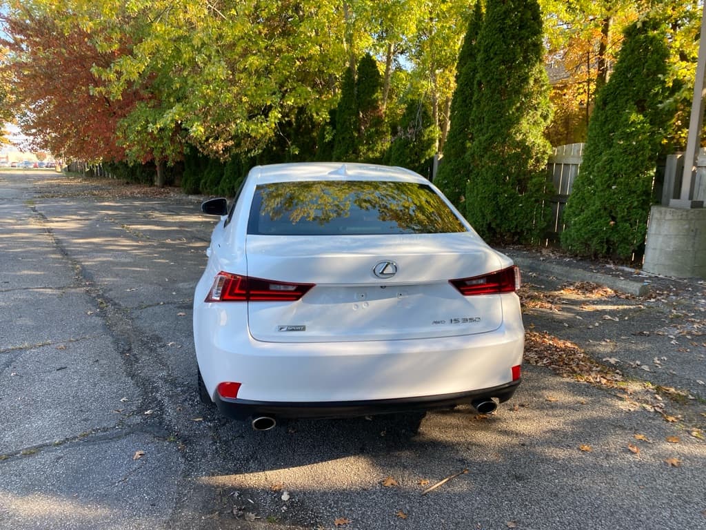 2015 Lexus IS 350 350 - Image 4