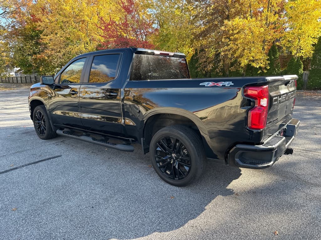 2021 Chevrolet Silverado 1500 RST - Image 3