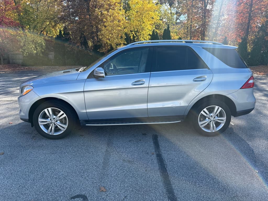 2015 Mercedes-Benz M-Class ML 350 4MATIC - Image 2